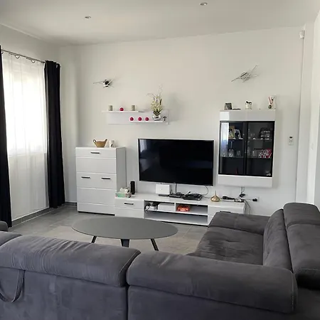 Grande Maison Avec Piscine - Sibenik